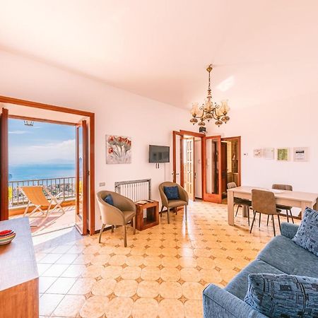 Appartamento Emma In Villa Laura 斯卡拉 外观 照片